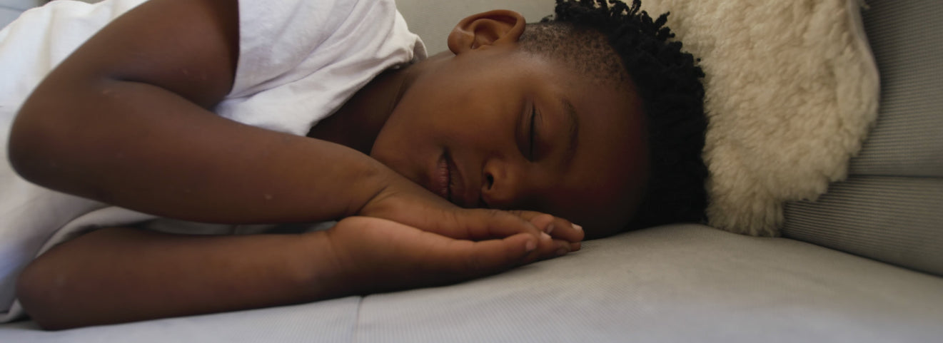 Coucher difficile de bébé : causes fréquentes et solutions douces